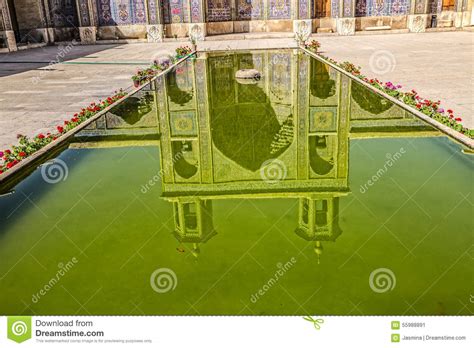Nasir Al Mulk Mosque Pool Reflection Editorial Photo Image Of Travel