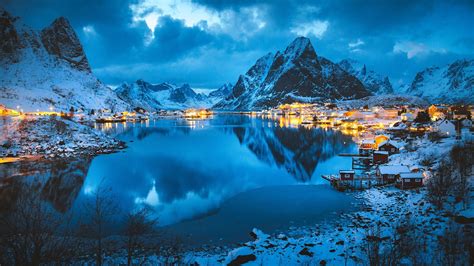 Norway Olstinden Peak Reine In The Lofoten Archipelago Lofoten