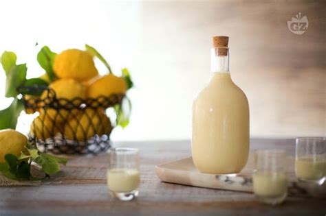 Check spelling or type a new query. Ricetta Crema di limoncello - La Ricetta di GialloZafferano
