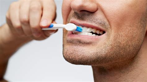 This Man Didnt Brush His Teeth For 20 Years — And The Results Are