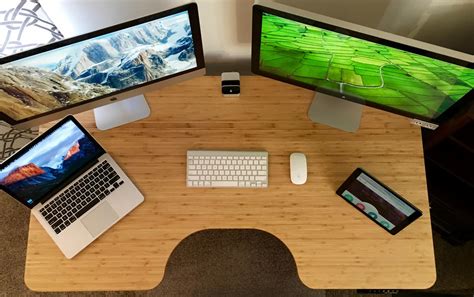 Mac Setup The Adjustable Desk Of A Ceo