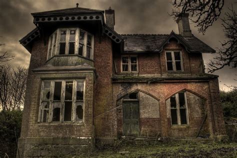 I Would Love To Re Design It Old Abandoned Houses Haunted Houses