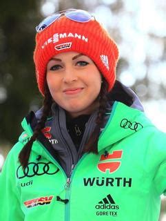 ♡ adress for autographs : Juliane Seyfarth und Maren Lundby stark im Training
