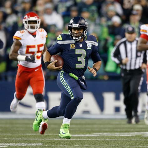 Red Hot Russell Wilson Outplays Patrick Mahomes As Seahawks Beat Chiefs On Snf News Scores