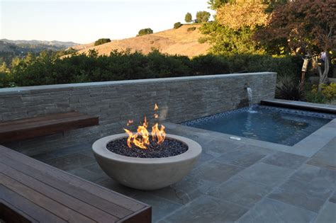A warm fire is a perfect setting to stay connected with family and friends. Fire pit and spa - Modern - Pool - San Francisco - by ...