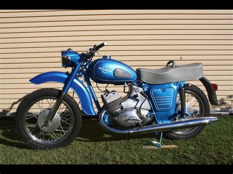 We know that for most riders, motorcycles are a way of life. 1971 Izh Jupiter Series Ii - JBW5059247 - JUST BIKES