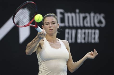 Some photos from the match. VIDEO Camila Giorgi-Swiatek, Australian Open 2021 ...