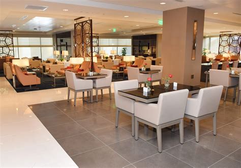 Emirates Opens A Dedicated Lounge At La International Airport
