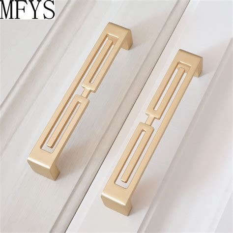 Not just does updating your cabinet hardware emphasize the style of your kitchen. 3.75" 5" Modern Brass Door Handles Drawer Pulls Knobs ...