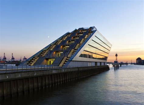 Moderne Architektur In Hamburg Hafencity Stockbild Bild Von Gebäude