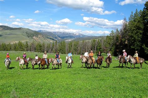 Horseback Riding Vacations The Dude Ranchers Association