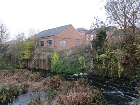 Part Of The Mill Race Newark On Trent © Jonathan Thacker Geograph