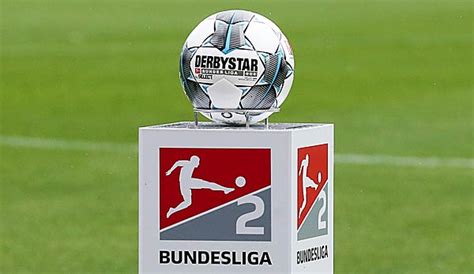 At the top of the german football league system, the bundesliga is germany's primary football competition. 2. Bundesliga heute live: Der 2. Spieltag live im TV ...