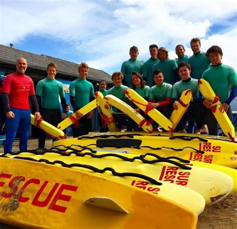 beach lifeguard qualification croyde surf south west