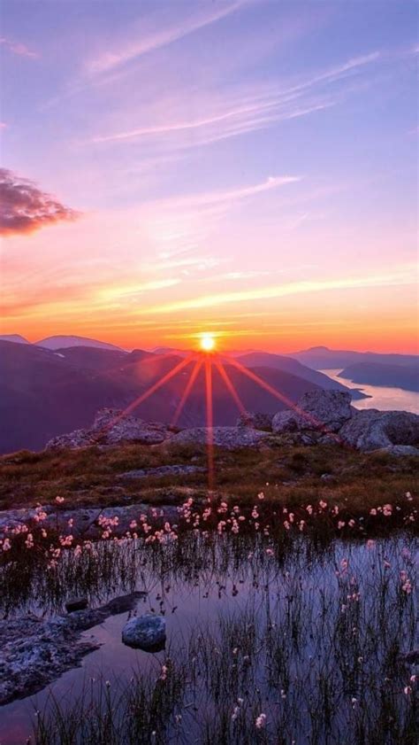 Beautiful Mountain Sunset Beautiful Sunrise And Sunsets Pinte