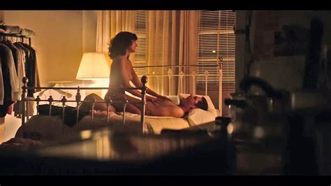 Alison Brie Desnuda Escena De Sexo En La Serie Glow