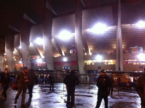 Le parc du petit prince propose un nouveau spectacle participatif. Le Parc des Princes, de nuit et sous la pluie. | Coupe de ...