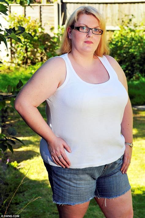 Bride Left Devastated After Being Told Shes Too Fat For