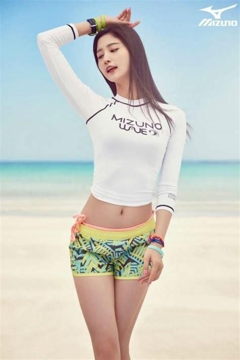 Bikini Idol Bikini Koreanischer Bikini Idol Rash Guard Idol