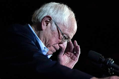 Katso, millaisia toimintoja sivua hallinnoivat ja sisältöä julkaisevat ihmiset tekevät. Bernie Sanders' socialism problem is real.