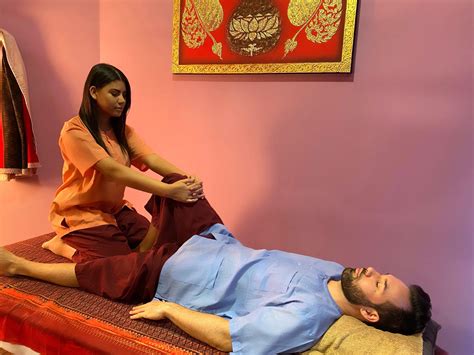 Thida Thai Massage In München Traditionelle Thai Massage Hot Stone