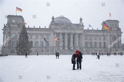 People Walk Snow Reichstag Building Berlin Editorial Stock Photo