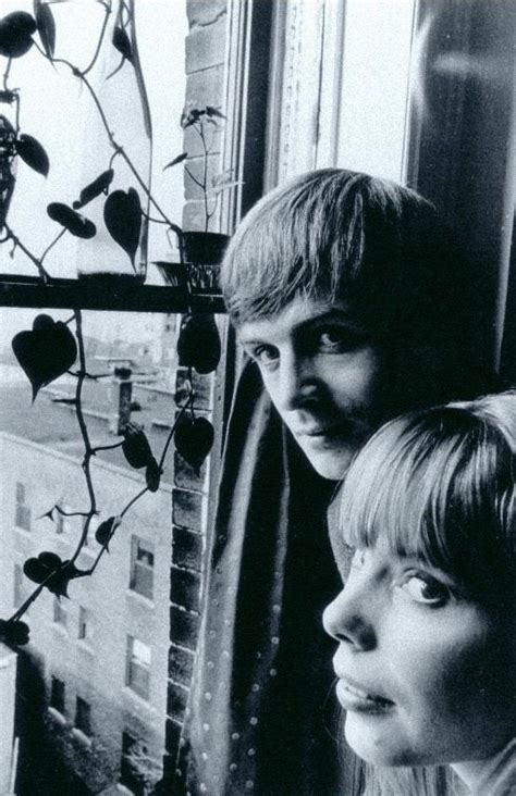 Joni Mitchell And Her Husband Chuck Mitchell In Their Detroit Apartment Circa 1965 Hippie Music