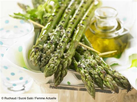 Comment réussir la cuisson des asperges vertes Femme Actuelle Le MAG