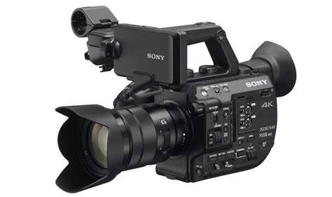 Sonys Pro 4k Camcorder Has 4k Raw And Instant Hdr