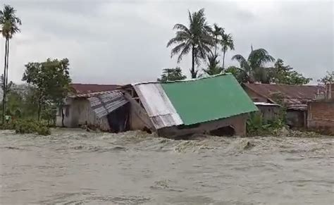 Flooding In Assam After Heavy Rains Nearly 33500 People Affected