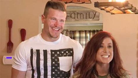 The elated couple broke the news on social media on wednesday, sharing the most adorable picture of their little bundle of joy. Cole DeBoer's Bathtub Photo In New Home: Shows Off Dream ...