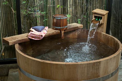 The Japanese Custom Of Bathing And The Ofuro Yumeji Retreat