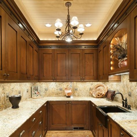 A solid slab backsplash is a fabulous look that screams luxury in a kitchen of just about any size. 5 Inspired Solid Slab Granite, Marble or Quartz Backsplash ...