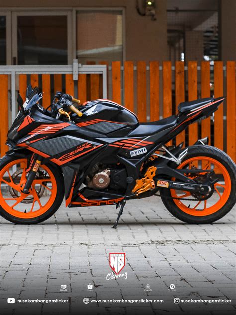 Striping Motor Honda CBR 150 R All New Hitam Karbon Grafis Orens