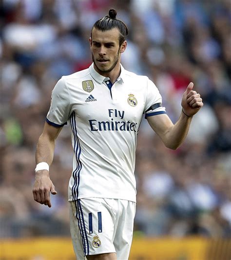 Former los blancos boss zinedine zidane sanctioned a loan move for bale to rejoin. Gareth Bale injury: Why Real Madrid star isn't playing ...