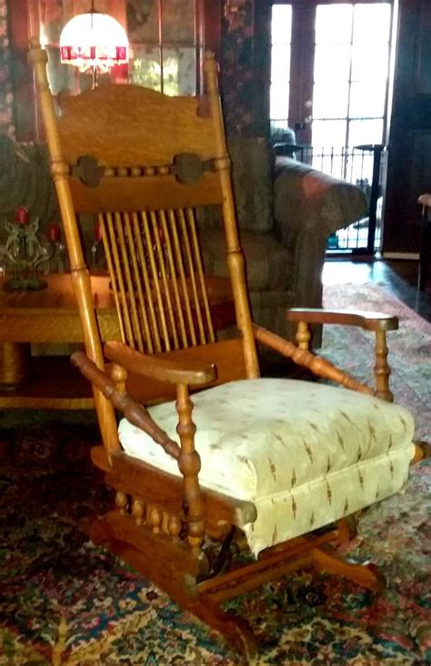 Antique Glider Rocking Chair For Sale In Tacoma Wa Offerup