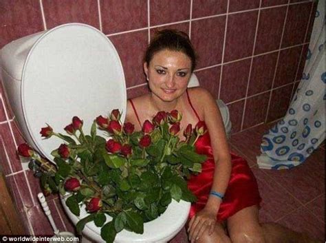 Hilarious Pictures Reveal Bizarre Russian Dating Profiles Daily Mail