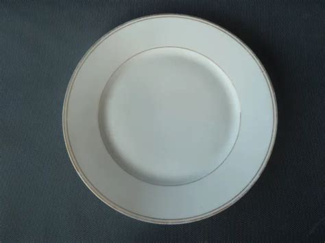 Ancienne Assiette Plate Blanche Liser Dor Art De La Table Old Plates