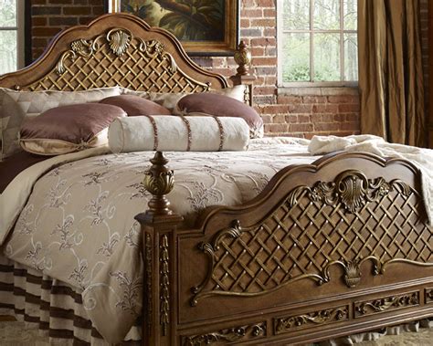 This collection means creating an elegant, yet cozy haven for sleep. The Isabella collection showcases lots of simple details ...