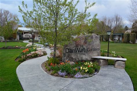 We want your wedding to be a dream come true and we know one of the biggest components is the wedding flowers. Wedding Venues in Billings, MT - 30 Venues | Pricing