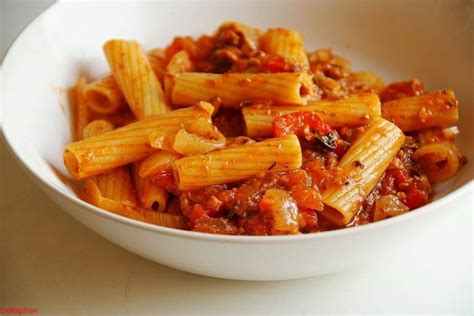 Penne Rigate With Meat Sauce Peperonata Recipe