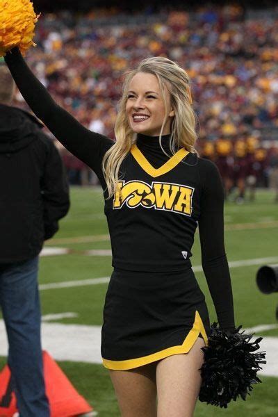 Iowa Hawkeyes Cheerleader Football Bigten Cheerleading Outfits Cheer Girl