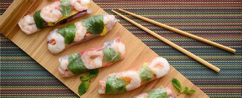 Bring sauce to room temperature and serve with coconut shrimp. VIDEO: Shrimp Spring Rolls With Peanut Sauce Recipe ...
