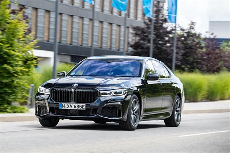 A Closer Look At The Updated 2020 Bmw 745le Plug In Hybrid