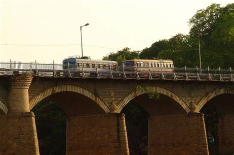 Kamshet, pawna lake, mulshi, lavasa, khandala, panchgani, kolad, lonavala, matheran, malshej ghat, alibaug, bhandandara, goa and many more. Irwin Bridge