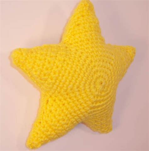 April Draven Star Stuffie Twinkle Star Free Crochet Pattern