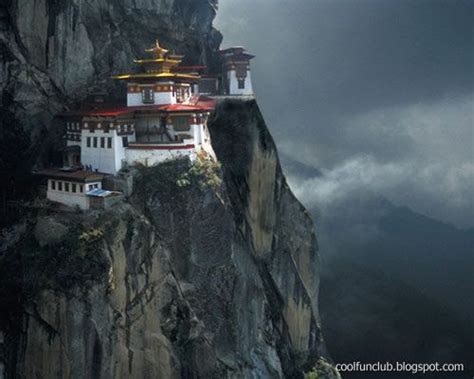 10 Most Amazing Temples In The World