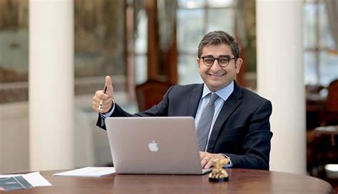 Sbk holding llc is the holding company of his highness dr. SBK Holding, o şirketin tüm kontrolünü devraldı
