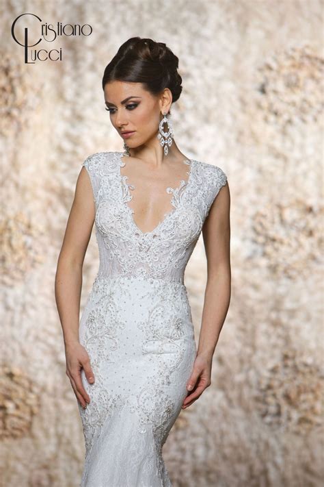 12934cameron This Alluring Fit And Flare Lace Dress With Exquisite
