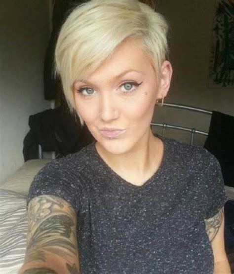 Asymmetrical haircuts really flatter both cubby and skinny girls, are trendy and easy to style. Really Cool Asymmetrical Pixie Cut Pics | Short Hairstyles ...